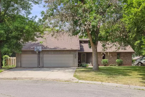 930 Cotter Pl NE, Owatonna, MN 55060