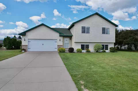 1103 6th Ave NW, Rice, MN 56367