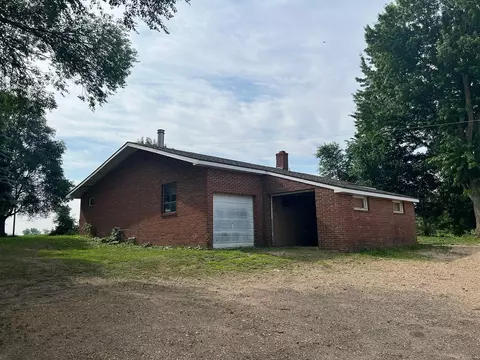 24967 State Highway 60, Madison Lake, MN 56063