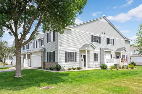 339 Tamarack Trl #201, Farmington, MN 55024