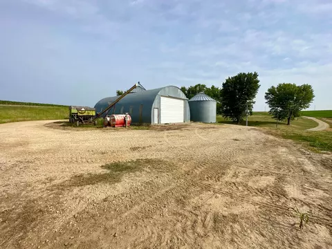 58877 N County Road 8, Plainview, MN 55964 photo 8