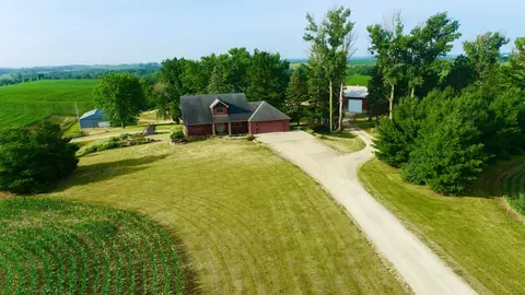 58877 N County Road 8, Plainview, MN 55964 photo 4