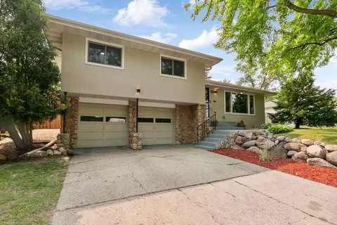 6312 Ashcroft Ln, Edina, MN 55424