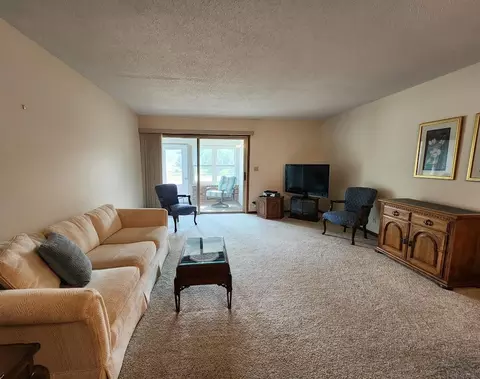 560 6th Ave S, Windom, MN 56101 photo 7