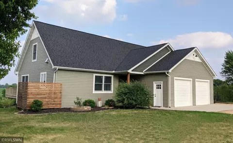 3001 Mustang Dr, Madison Lake, MN 56063