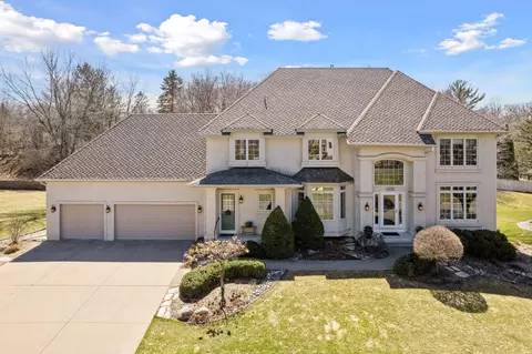 16327 Gladys Ln, Minnetonka, MN 55345