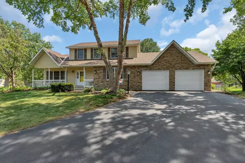 2575 Colony Cir, Saint Cloud, MN 56303