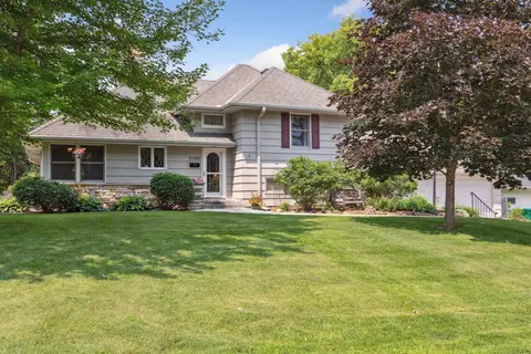 11520 Oakvale Rd N, Minnetonka, MN 55305