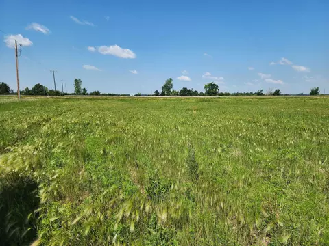lot A Willchard Dr, Thief River Falls, MN 56701