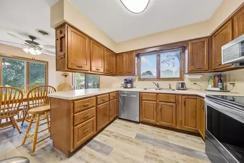10 Mitchell Dr, Faribault, MN 55021 photo 23