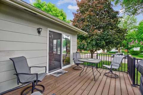 10 Mitchell Dr, Faribault, MN 55021 photo 9