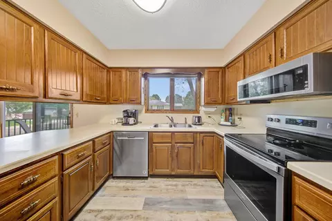 10 Mitchell Dr, Faribault, MN 55021 photo 24