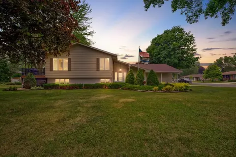 10 Mitchell Dr, Faribault, MN 55021 photo 3