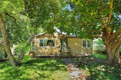 3239 Halifax Ave N, Robbinsdale, MN 55422