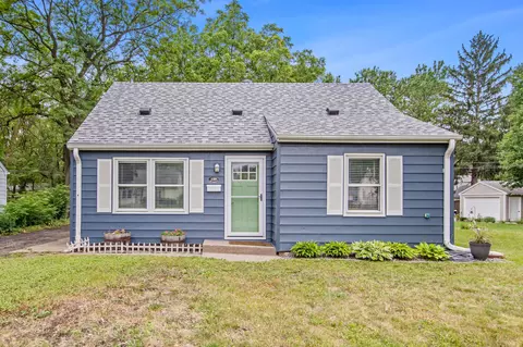 128 18th Ave N, Hopkins, MN 55343