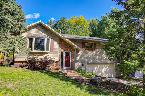 2564 Stark St, Little Canada, MN 55117
