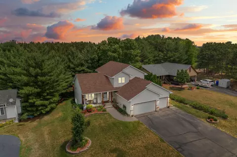 340 Evergreen Dr, Somerset, WI 54025