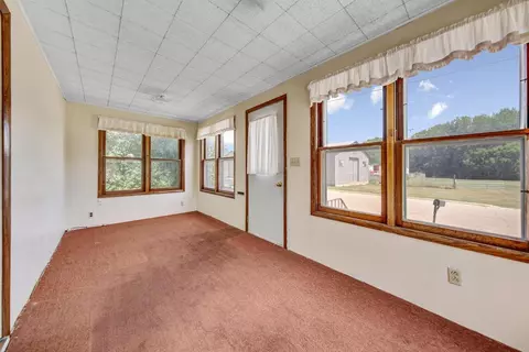 602 Fowler St, Faribault, MN 55021 photo 3