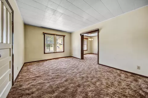602 Fowler St, Faribault, MN 55021 photo 5