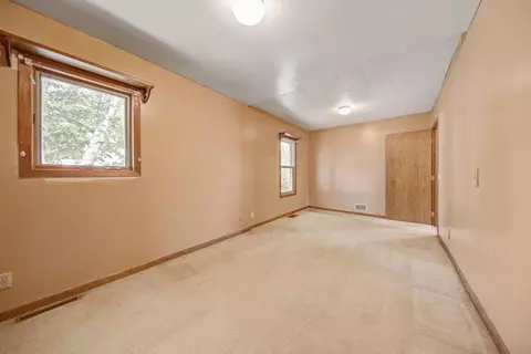 602 Fowler St, Faribault, MN 55021 photo 22
