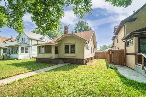 3551 34th Ave S, Minneapolis, MN 55406