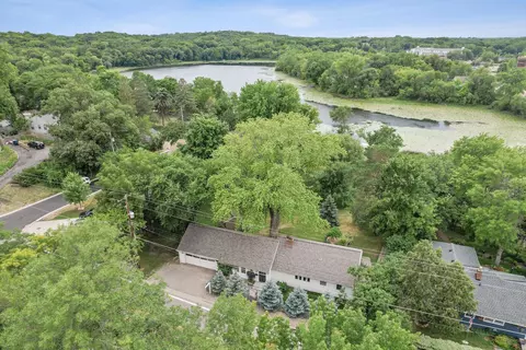 420 Mill St, Excelsior, MN 55331 photo 2