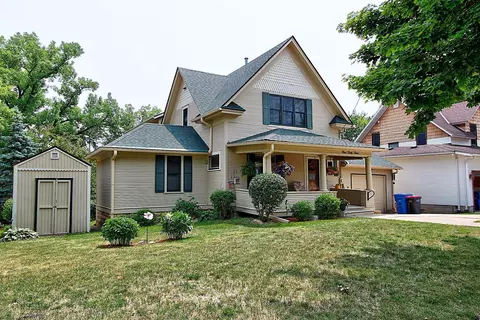 933 College Ave, Red Wing, MN 55066