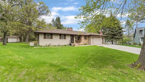 1949 Parkmont Ln, Anoka, MN 55303