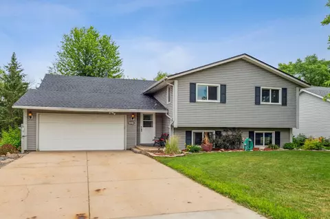 9259 Harkness Ave S, Cottage Grove, MN 55016