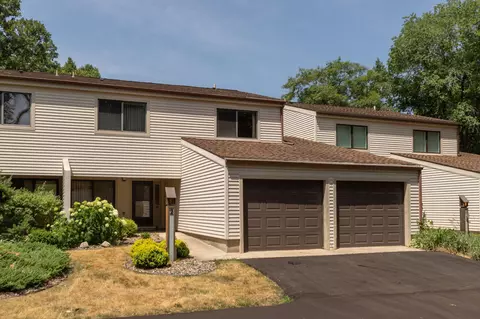 1100 20th St NW #2, Rochester, MN 55901