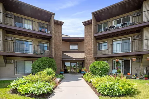 3440 Golfview Dr #314, Eagan, MN 55123 photo 23