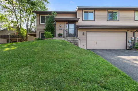 5107 148th St W, Apple Valley, MN 55124