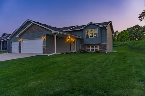 1419 Benton Creek Ave, Cologne, MN 55322