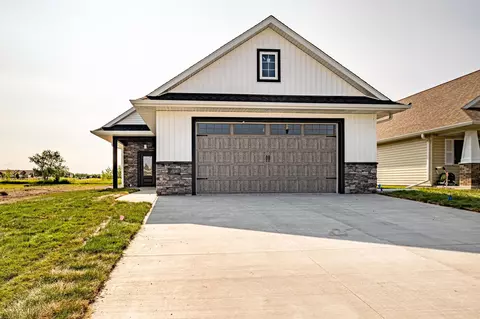 1328 Bradford St SE, Hutchinson, MN 55350