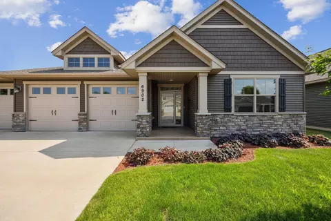 6902 22nd St N, Saint Cloud, MN 56303