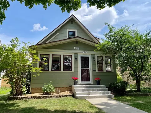 4223 32nd Ave S, Minneapolis, MN 55406