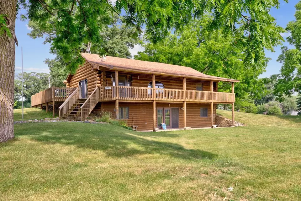 33955 795th Ave, Ellendale, MN 56026 69 Photos Movoto