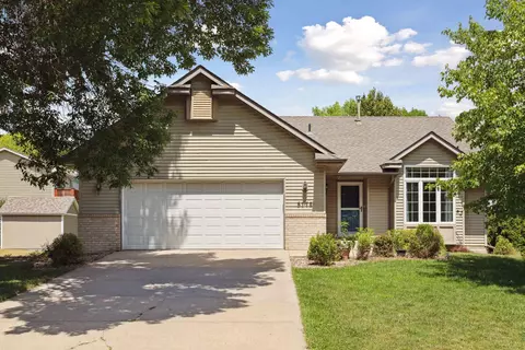 5772 Lone Oak Dr, Savage, MN 55378