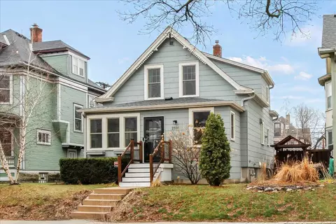 2514 Garfield Ave, Minneapolis, MN 55405
