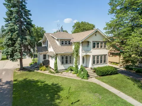 412 Woodland Ave, Fairmont, MN 56031