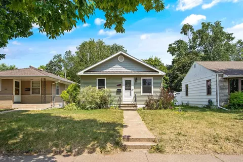 3720 Quail Ave N, Robbinsdale, MN 55422