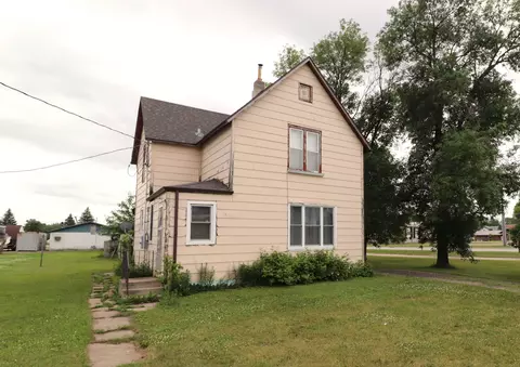 12 E Thorpe Ave, Ada, MN 56510