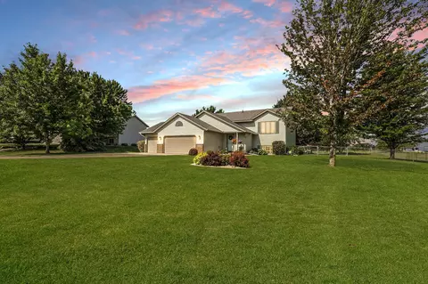 26378 105th St NW, Zimmerman, MN 55398