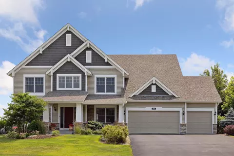 1165 Moers Dr, Chaska, MN 55318
