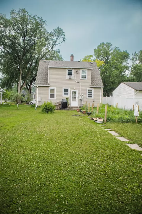 109 E 7th St, Morris, MN 56267 photo 6