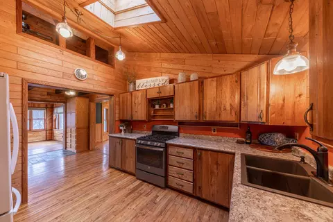 1908 Lone Pine Ln NE, Longville, MN 56655