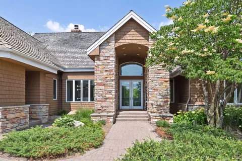 2650 Bantle Farm Rd, Medina, MN 55340