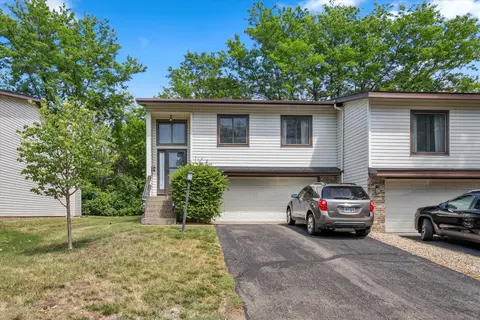 5319 Hyland Pl, Bloomington, MN 55437