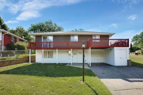 511 Granite Ave N, Oakdale, MN 55128