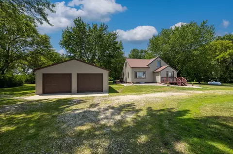54795 140th St, Austin, MN 55912